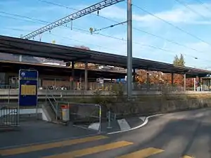 Station platforms and canopies