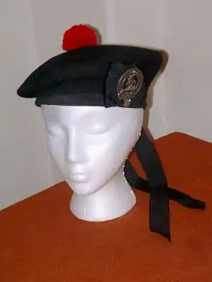 Balmoral bonnet