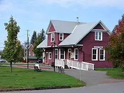 Tourist office in Barry's Bay