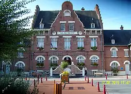 The town hall of Biache-Saint-Vaast