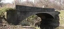 A picture of a concrete bridge