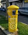 A letterbox in 2018 with the 1977 Correos logo.