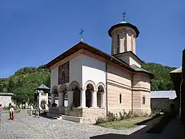 Polovragi Monastery