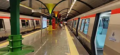 Two trains waiting at Boğaziçi Üniversitesi on the M6 line