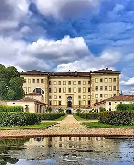 Italian garden.