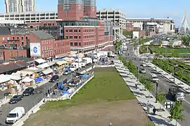 The Parcel 7 building, site of the Boston Public Market, is at top center.  On the street at left is the Haymarket Pushcart Market.  To the right are the North End Parks.