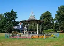 Bowie Bandstand, separately Grade II–listed