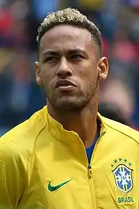  Neymar.