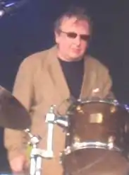 Bruce Mitchell performing with The Durutti Column at Primavera Sound 2007