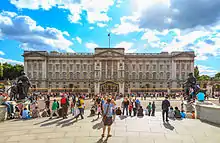 Image 31Tourists at Buckingham Palace (from Tourism in London)