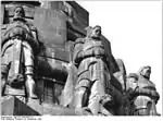 Wächterfiguren (Guards), by Franz Metzner, encircling the dome of the Völkerschlachtdenkmal.