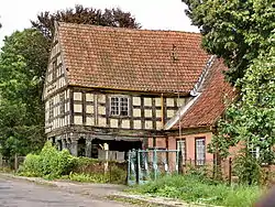 Alcove house with arcade in Bystrze from the first quarter of the 19th century – an architectural remnant of the Olędrzy (Holländern)