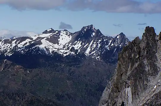 Cashmere Mountain seen from Aasgard Pass