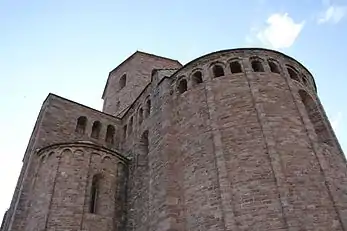 Apse. Note the extensive use of Lombard bands