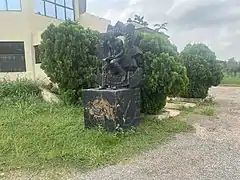 Central_Library_Statue,_The_Polytechnic_Ibadan