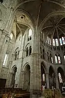 Transept.