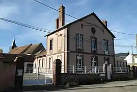 The town hall in Charonville