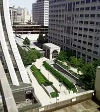 Square and concourse shops at the Chase Tower