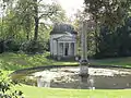 Chiswick House gardens