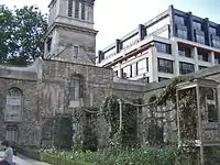 Christ Church Greyfriars with bank building in shot