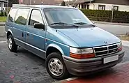 Chrysler Voyager SE (front)