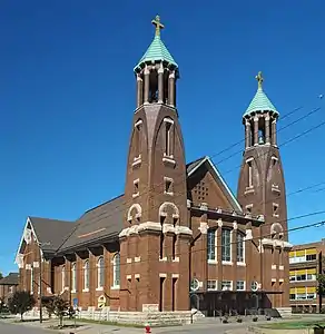 Saint Bernard's Catholic Church in Saint Paul, Minnesota, built 1905–1914