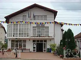 Ciofrângeni townhall