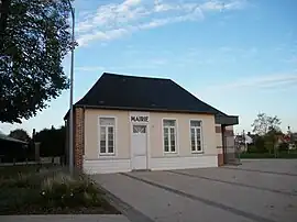 The town hall in Clairy-Saulchoix