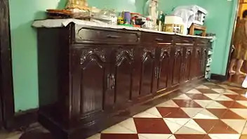 Antique cabinet in the dining area