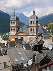 A view of the Collegiate Church of Notre-Dame and Saint-Nicolas