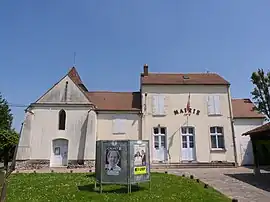 The town hall and church in Conches-sur-Gondoire