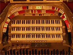 Console of the 3/13 Barton theatre organ