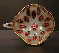 Mughal cup of jade, emeralds, rubies and gold