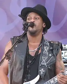 D'Angelo performing in 2012