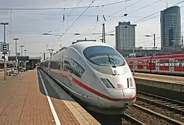 ICE 3 on the Dortmund Hauptbahnhof