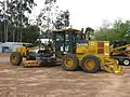 Deere 670D grader (plant P28) at Dwellingup depot in October 2014.