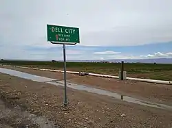 Sign indicating the city limits