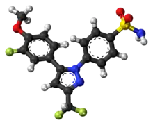 Ball-and-stick model of the deracoxib molecule