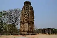 The deul at Banda with remains of the mandapa