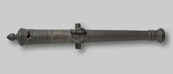 Western-styled lilla (draaibas) from Lombok, captured from Lombok in 1894. 128 cm long with 41 mm caliber.