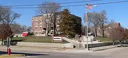 Courthouse square (2011)