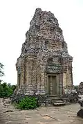 Main temple at the platform centre