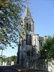 The church in Brives-sur-Charente