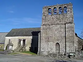 The church and presbytery in Lafage-sur-Sombre