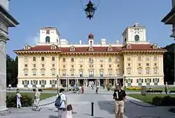 Front view of palace from plaza