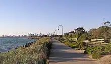 Elwood Beach & Melbourne skyline