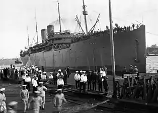 SS Russija docked at Katajanokka, Helsinki between 1914 and 1917