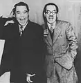 Hanabishi Achako and Yokoyama Entatsu established the talk show-centered manzai style. They were active since 1919.