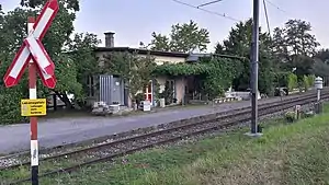 Single-story building with flat roof