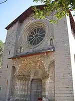 The façade of Notre-Dame-du-Bourg